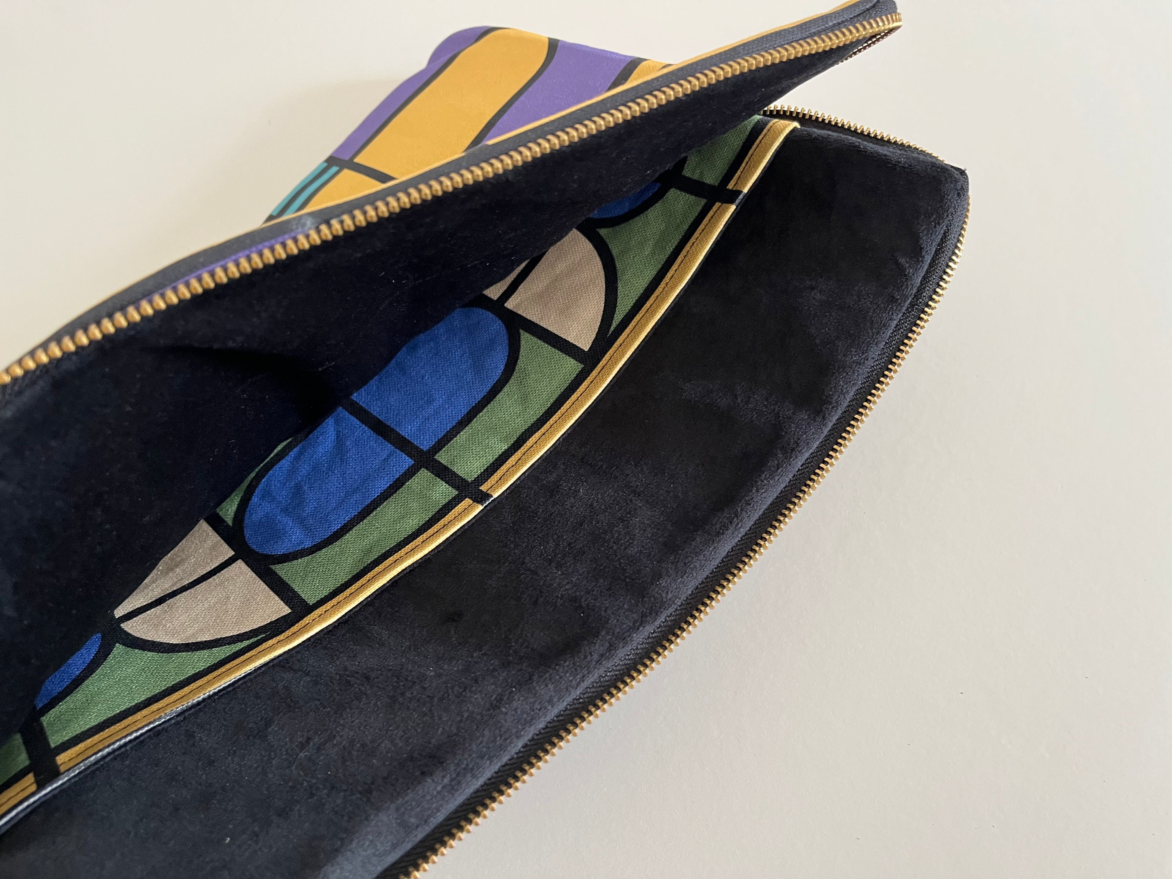 BOKAMUSO PURPLE | Tablet & Laptop Sleeve