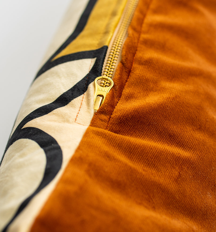 LUMI - Velvet Throw Pillow