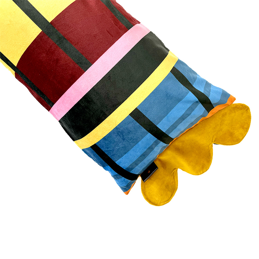 ZAARIAH - Throw Pillow